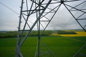 Inspection aérienne par drone d'un pylône