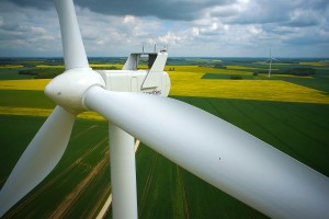 photo aérienne par drone, inspection d'éolienne