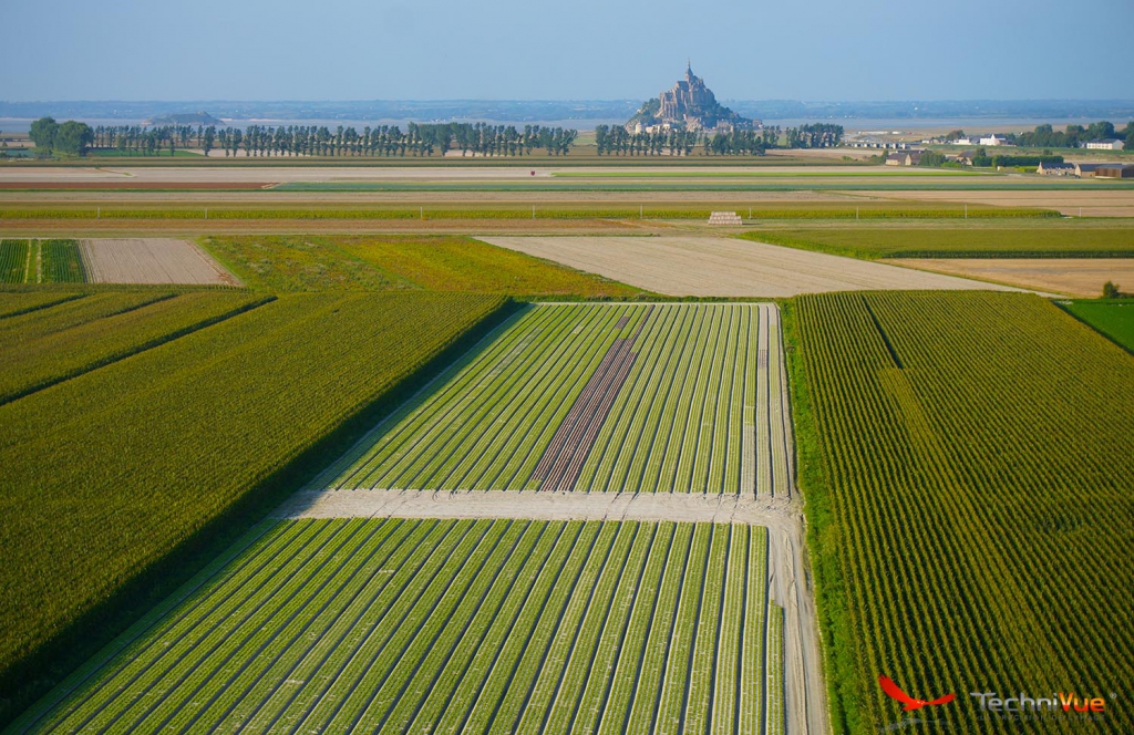 photo-aerienne-drone-mont-saint-michel-technivue-1024×664